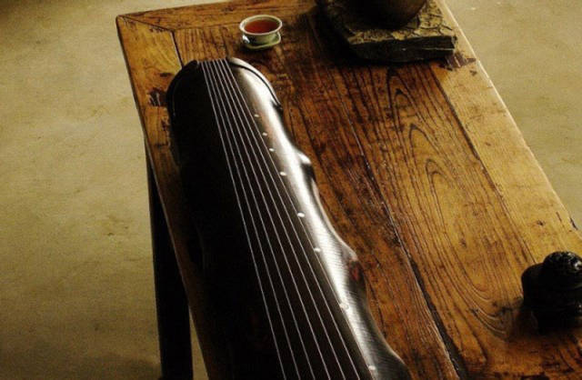 成都市古琴蕴含的传统文化，一把古琴制备出来要两年的时间